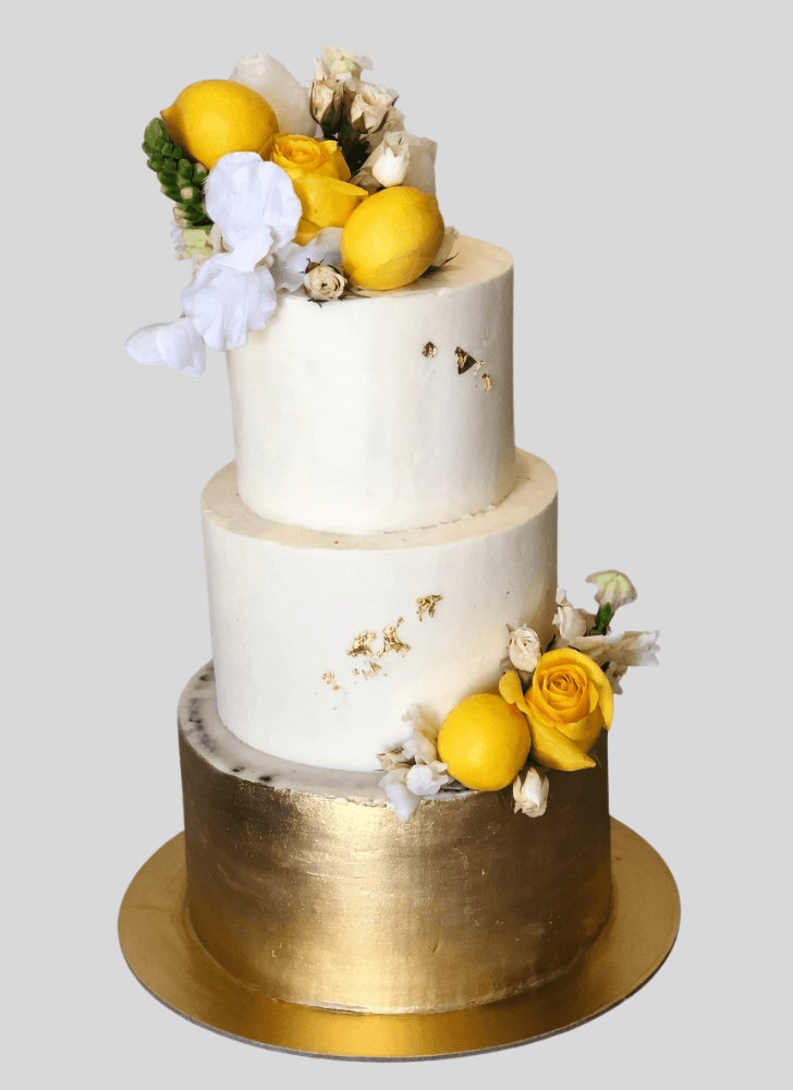 Shapely Lemon Slice Cake