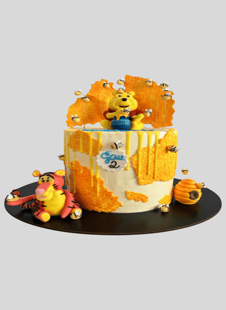 Classy Tigger Cake
