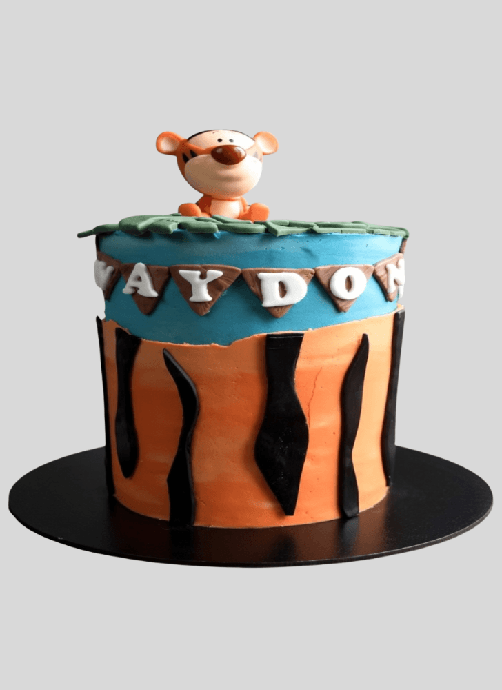 Dazzling Tigger Cake
