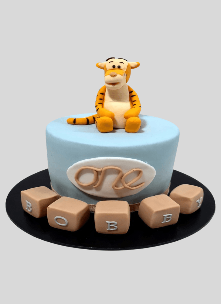 Excellent Tigger Cake