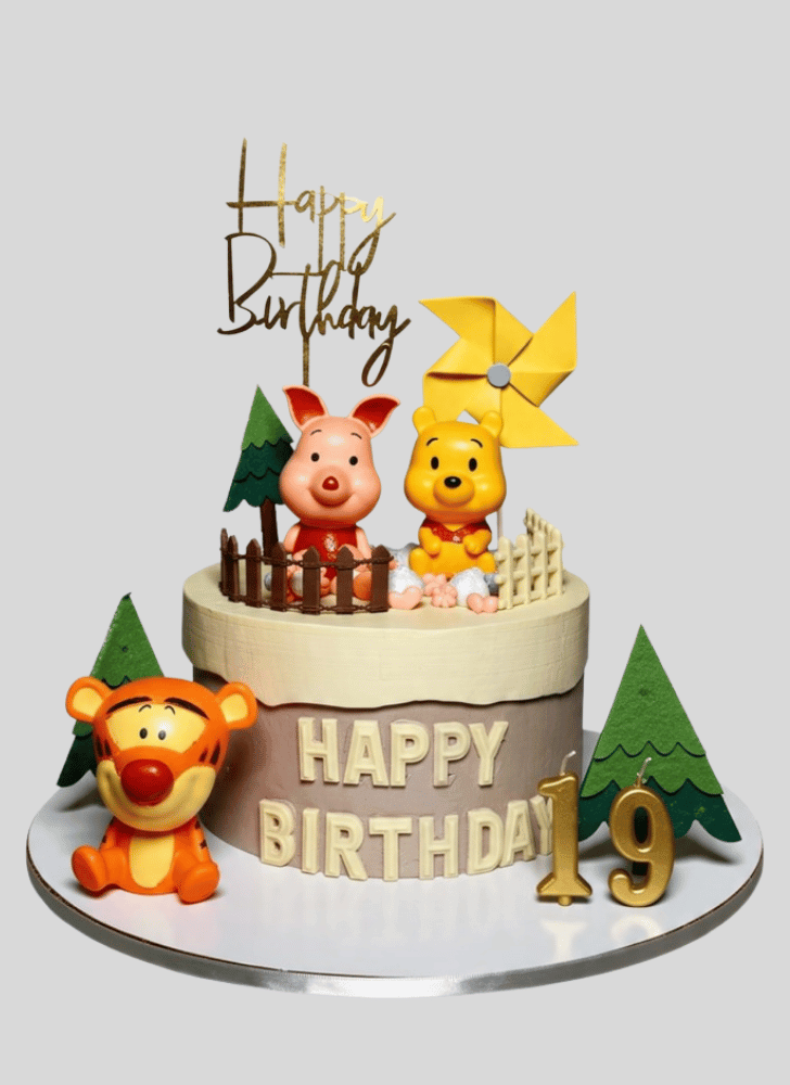 Splendid Tigger Cake