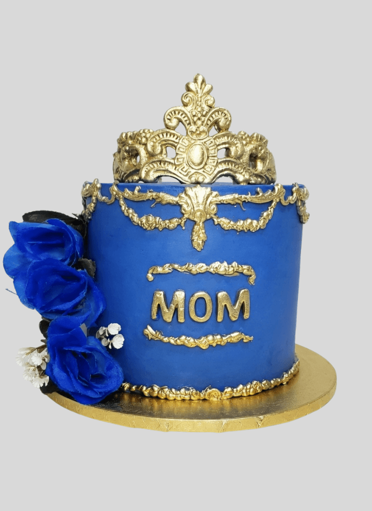 Appealing Blue Cake