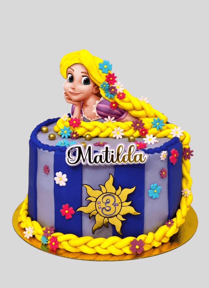 Fine Rapunzel Cake