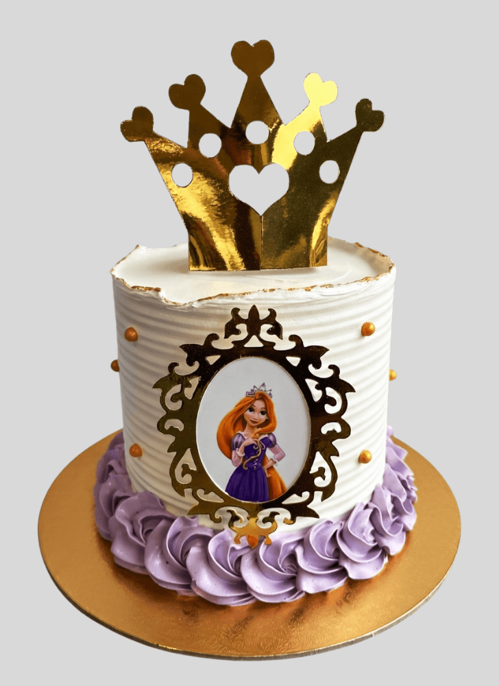 Inviting Rapunzel Cake