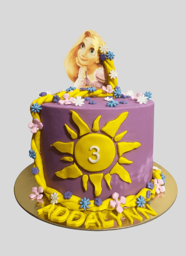 Lovely Rapunzel Cake Design