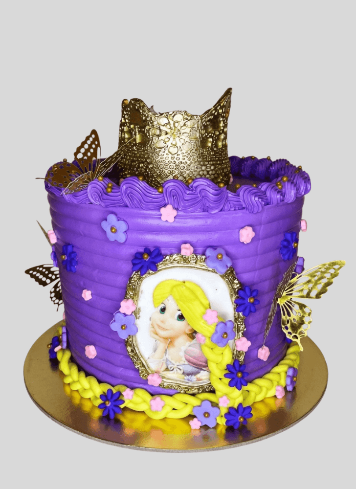 Nice Rapunzel Cake