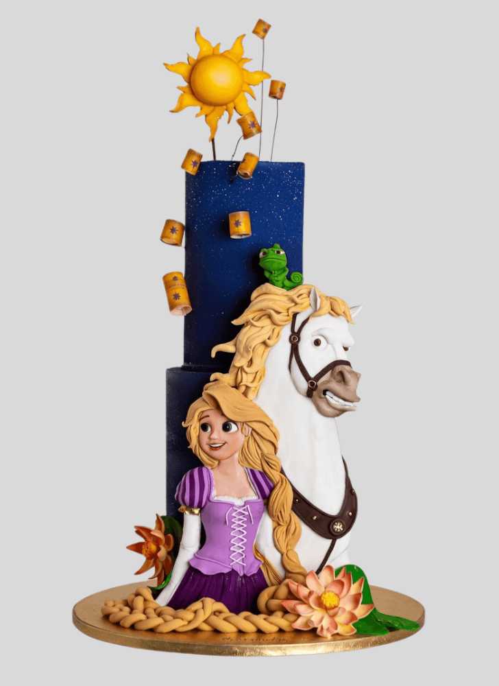 Pretty Rapunzel Cake