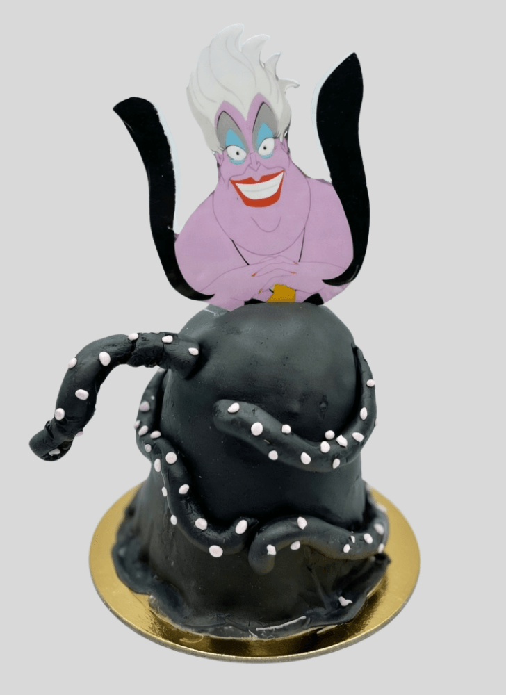 Fine Ursula Cake