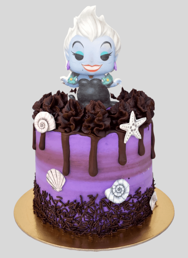 Grand Ursula Cake