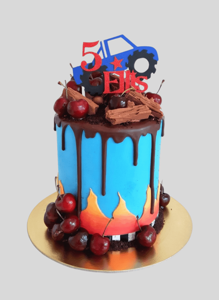 Beauteous Cherry Cake