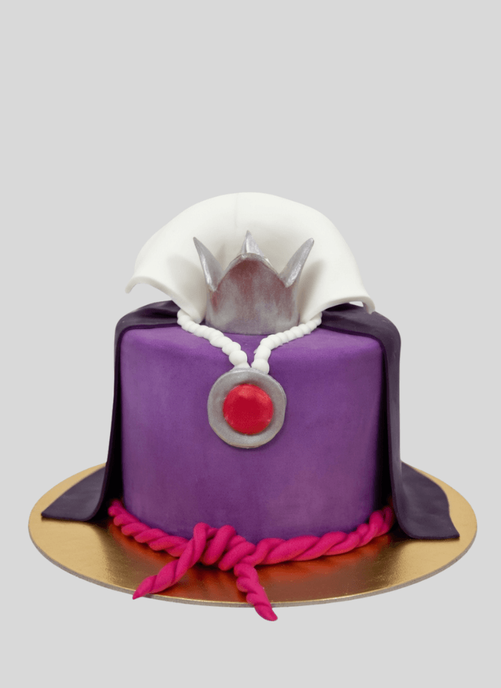Appealing Evil Queen Cake