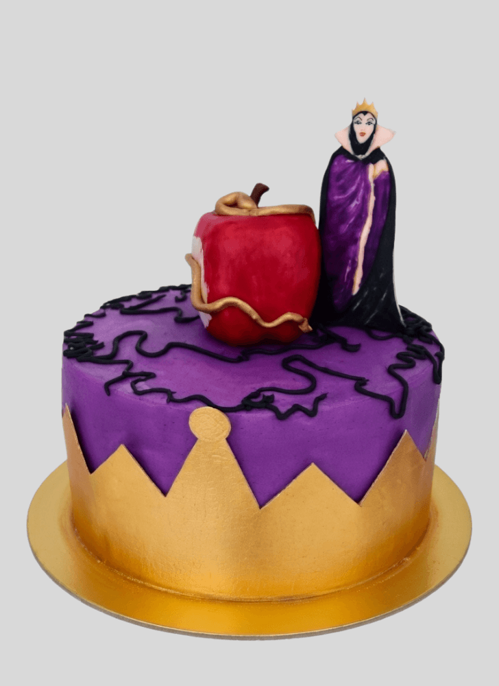 Classy Evil Queen Cake