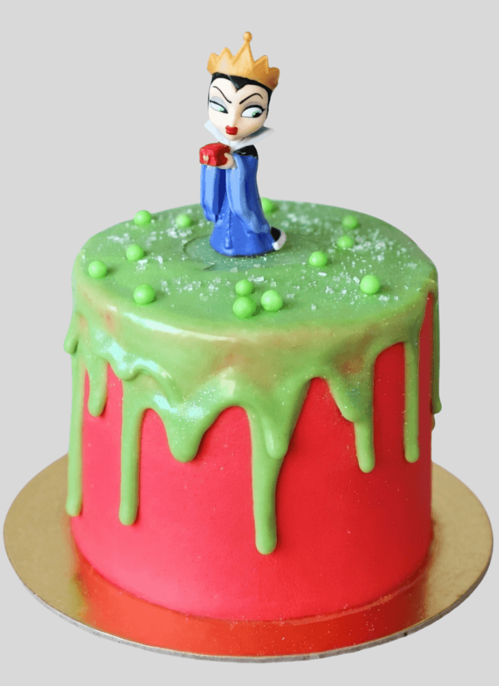 Delicate Evil Queen Cake