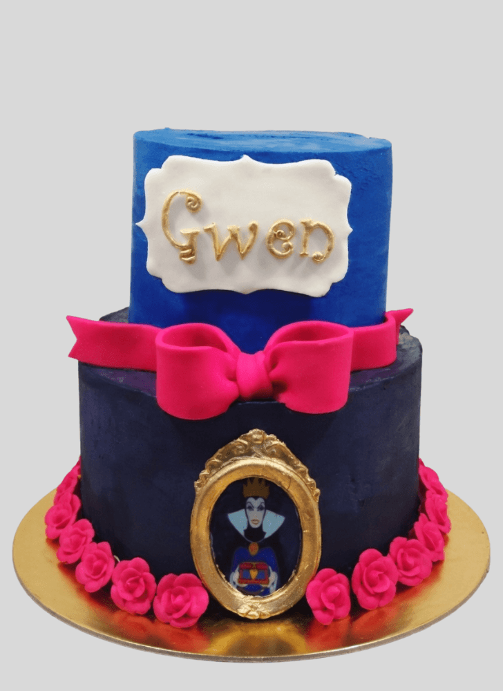 Enthralling Evil Queen Cake