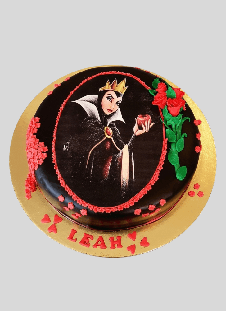 Ideal Evil Queen Cake