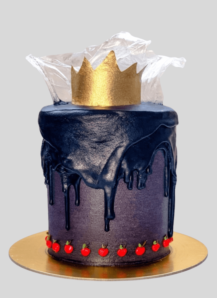 Magnetic Evil Queen Cake