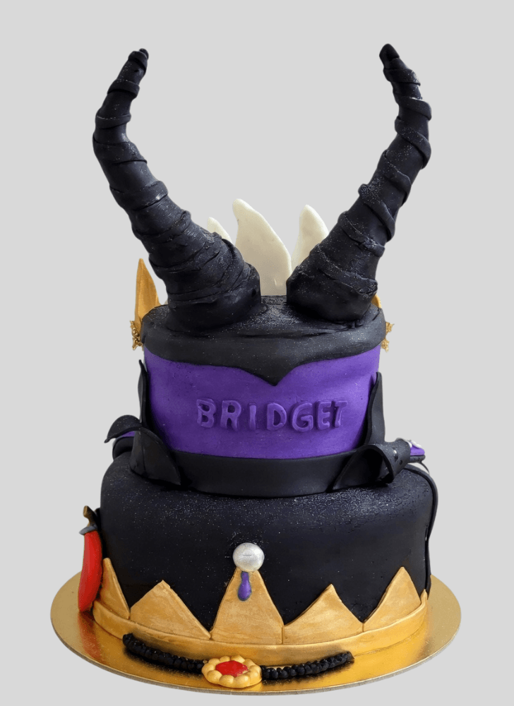 Pretty Evil Queen Cake