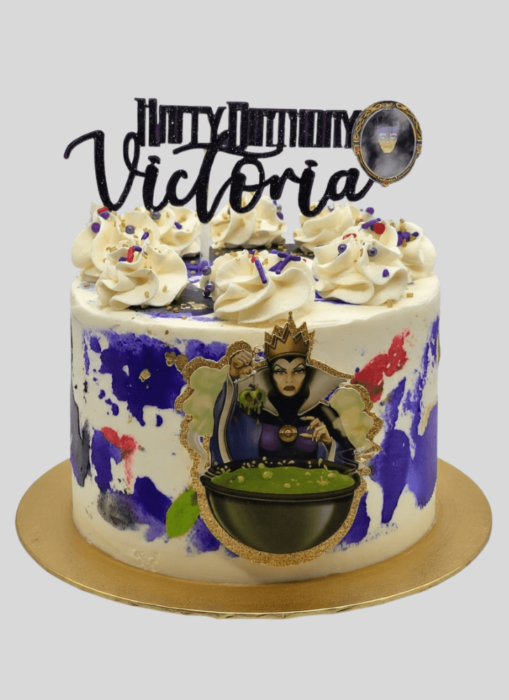 Ravishing Evil Queen Cake