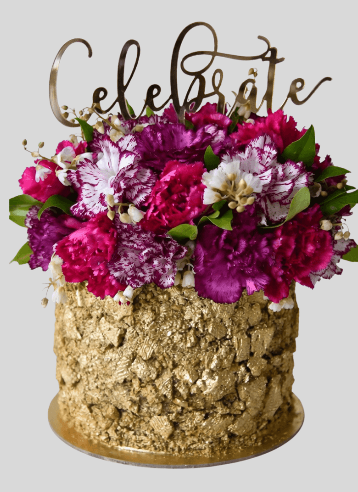 Exquisite Golden Gaytime Cake