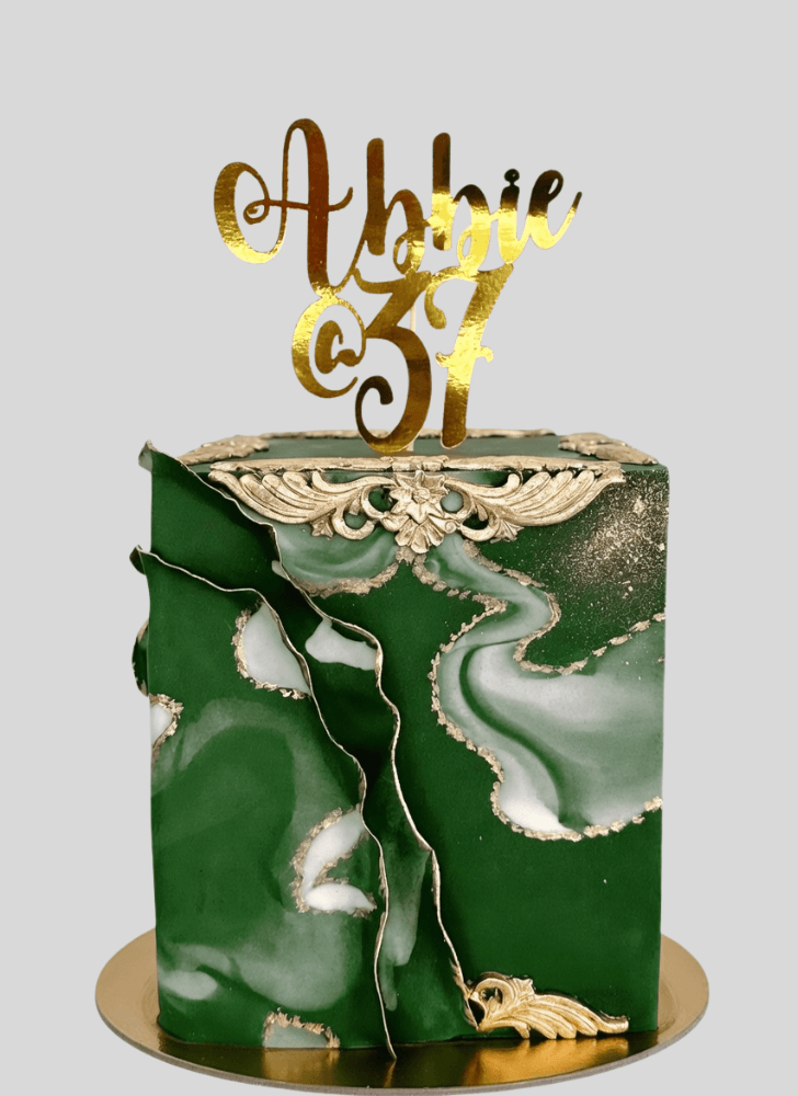 Admirable Green Cake Design