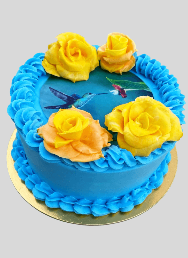 Lovely Humming Bird Cake Design