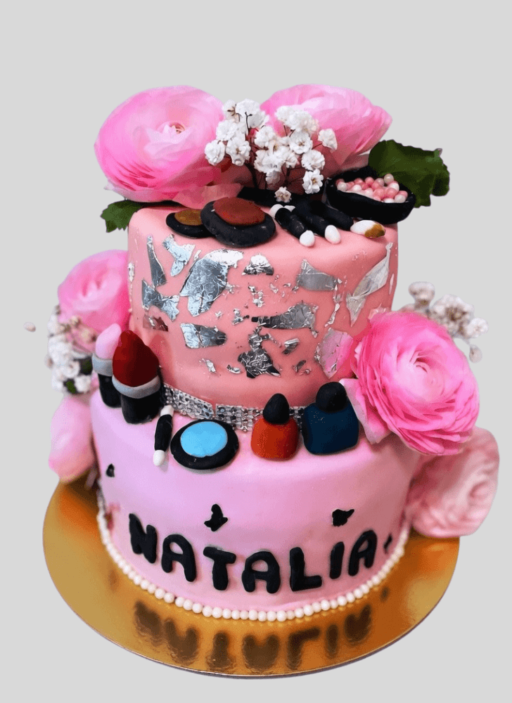 Captivating Makeup Cake