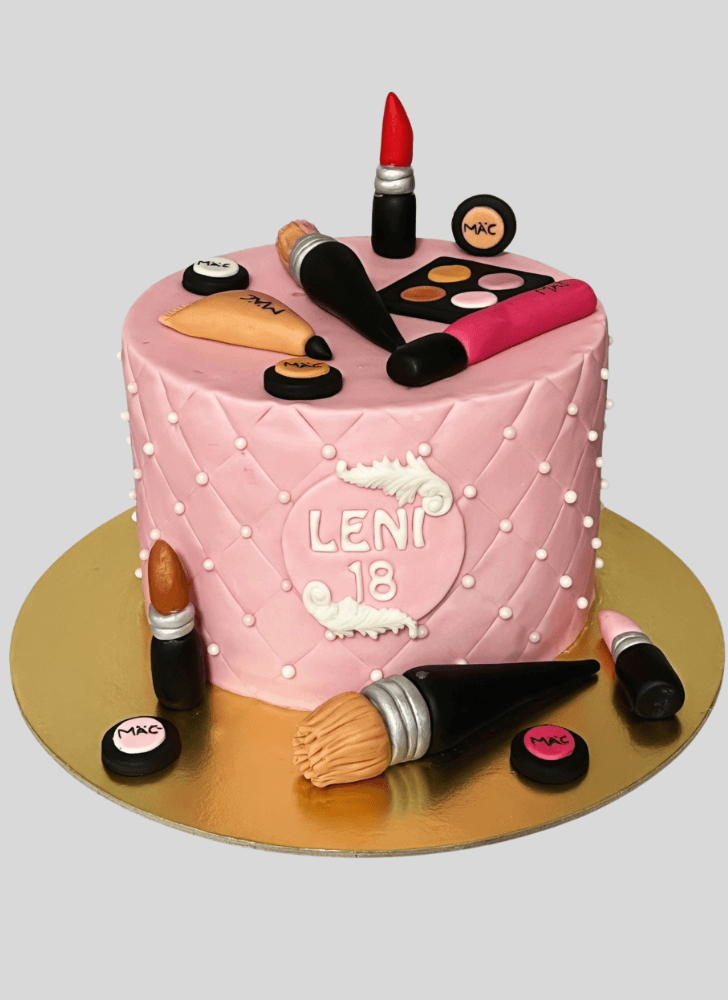 Marvelous Makeup Cake