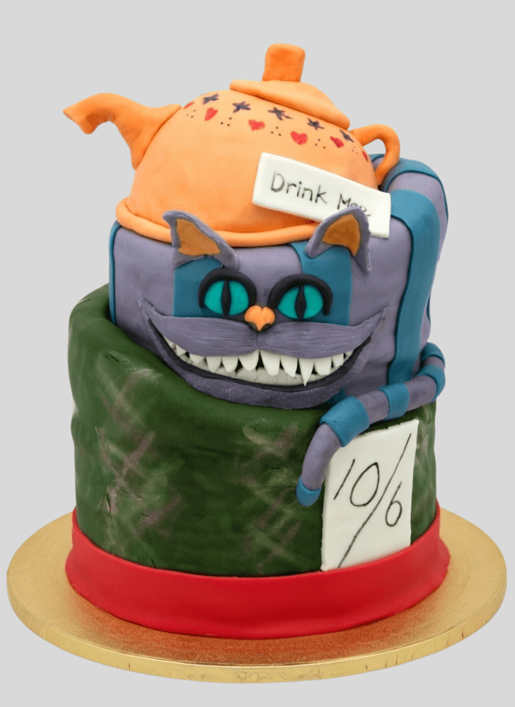 Adorable Cheshire Cat Cake