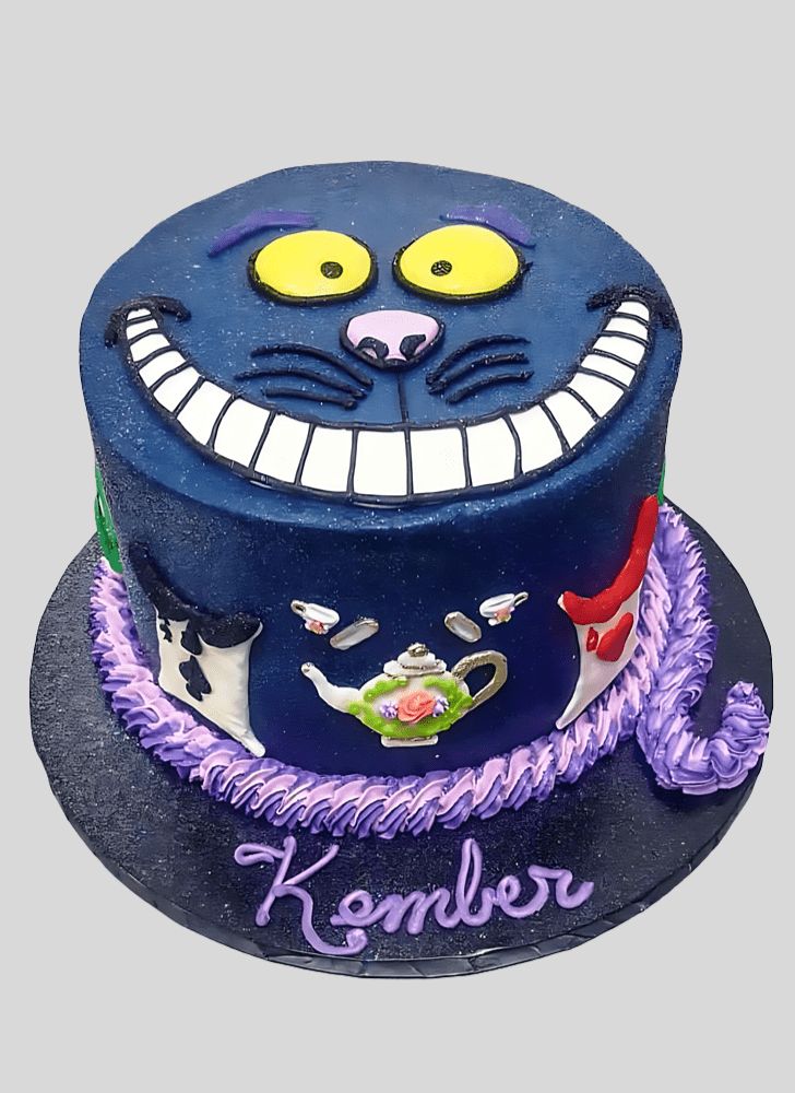 Graceful Cheshire Cat Cake