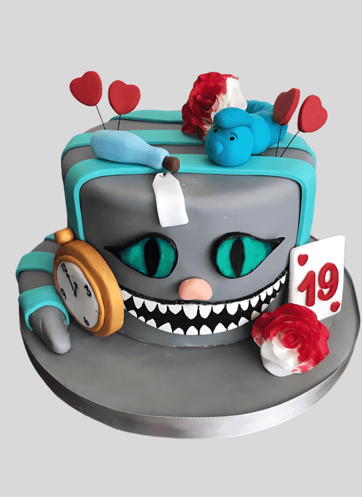 Inviting Cheshire Cat Cake