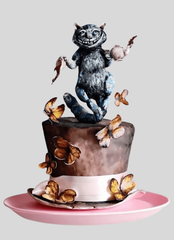 Pleasing Cheshire Cat Cake