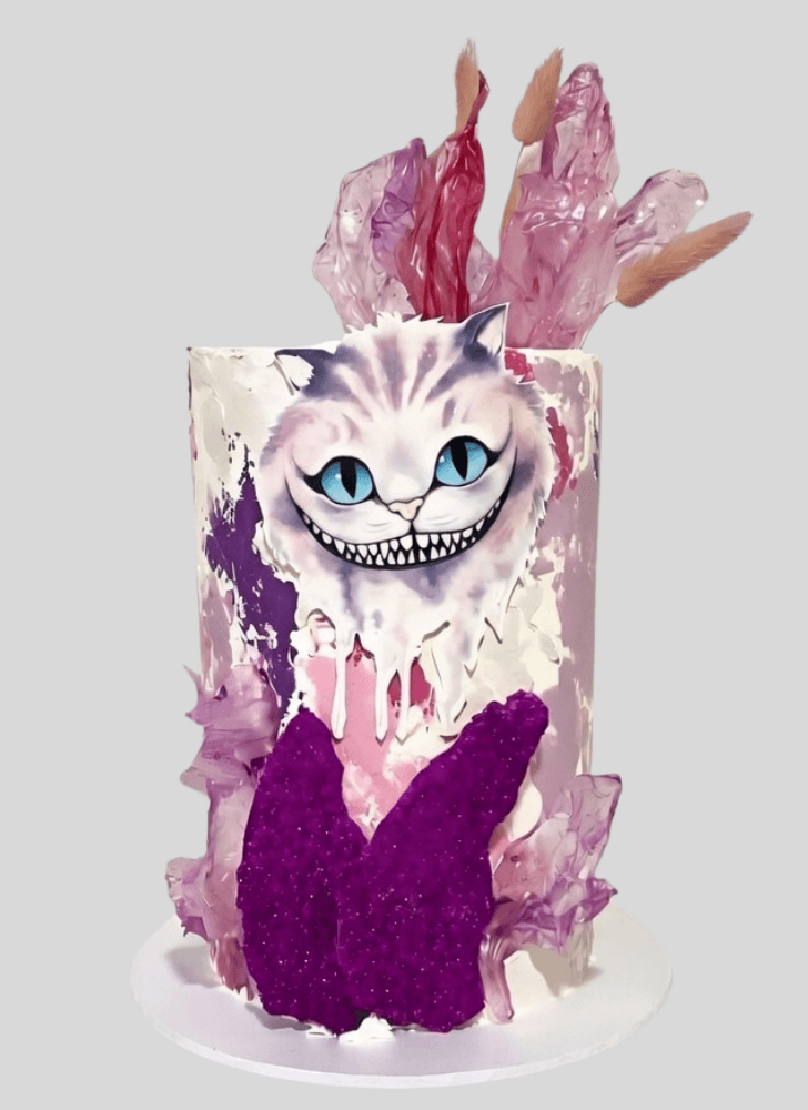 Shapely Cheshire Cat Cake