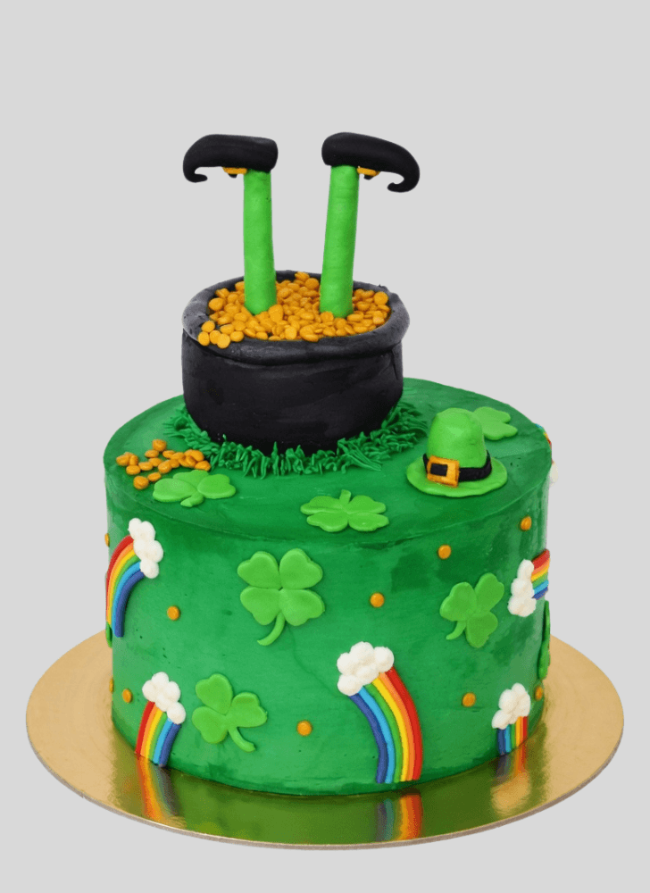 Enthralling Leprechaun Cake