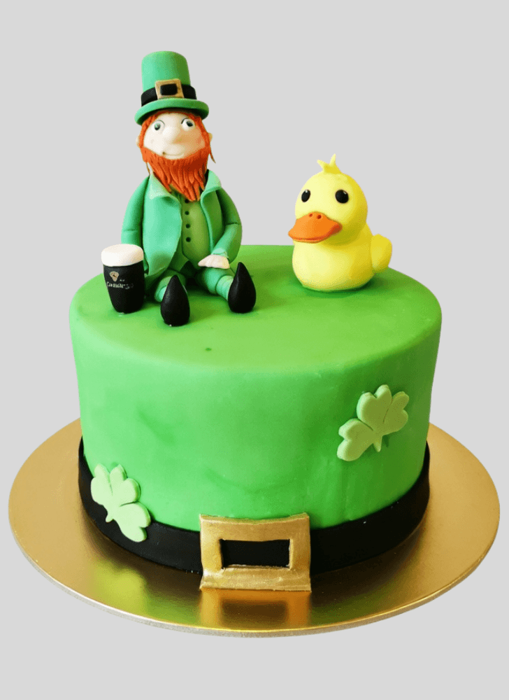 Grand Leprechaun Cake