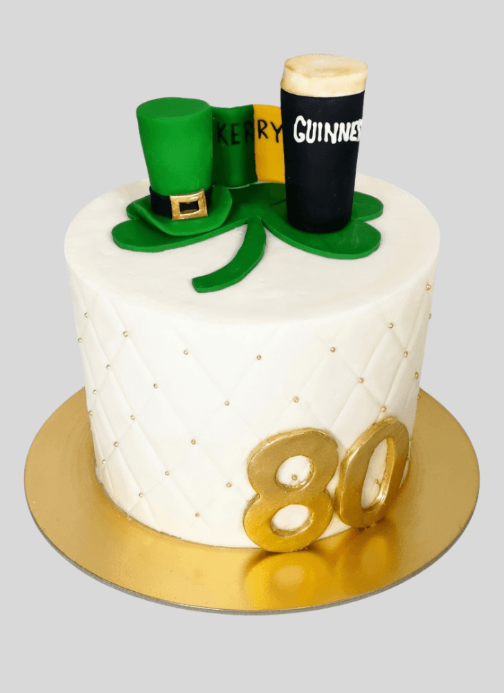 Lovely Leprechaun Cake Design