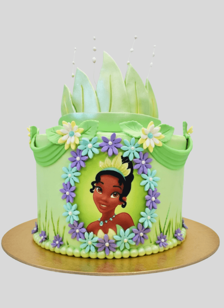 Graceful Tiana Cake