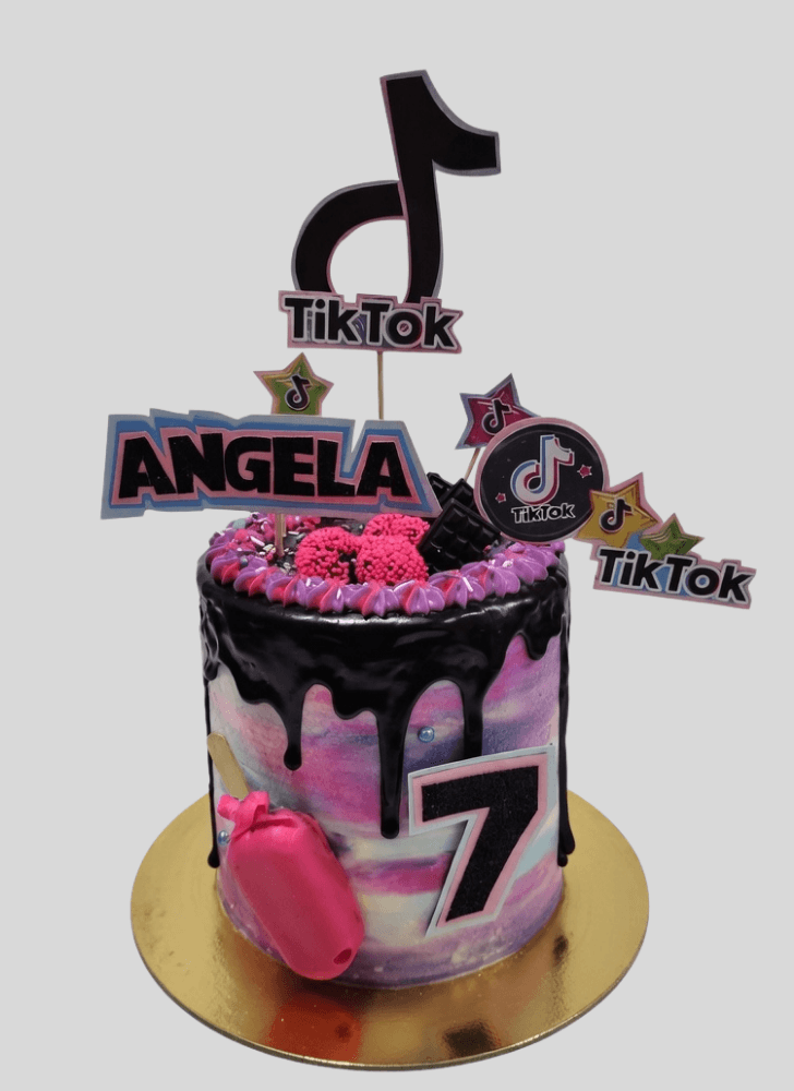 Resplendent Tiktok Cake