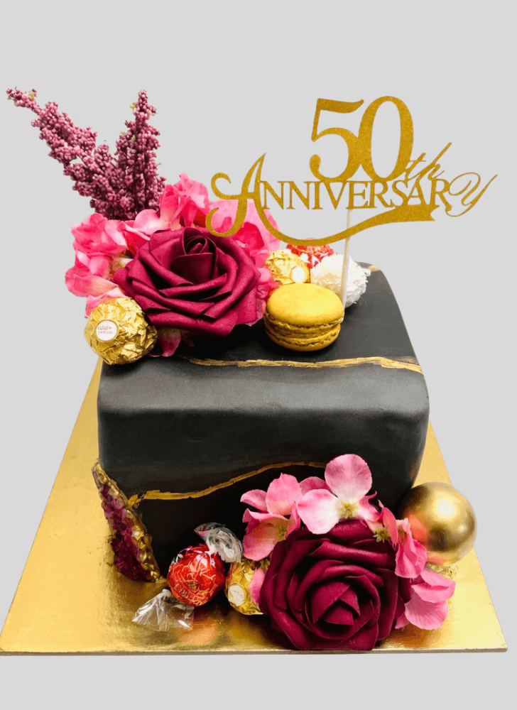 Classy Wedding Anniversary Cake
