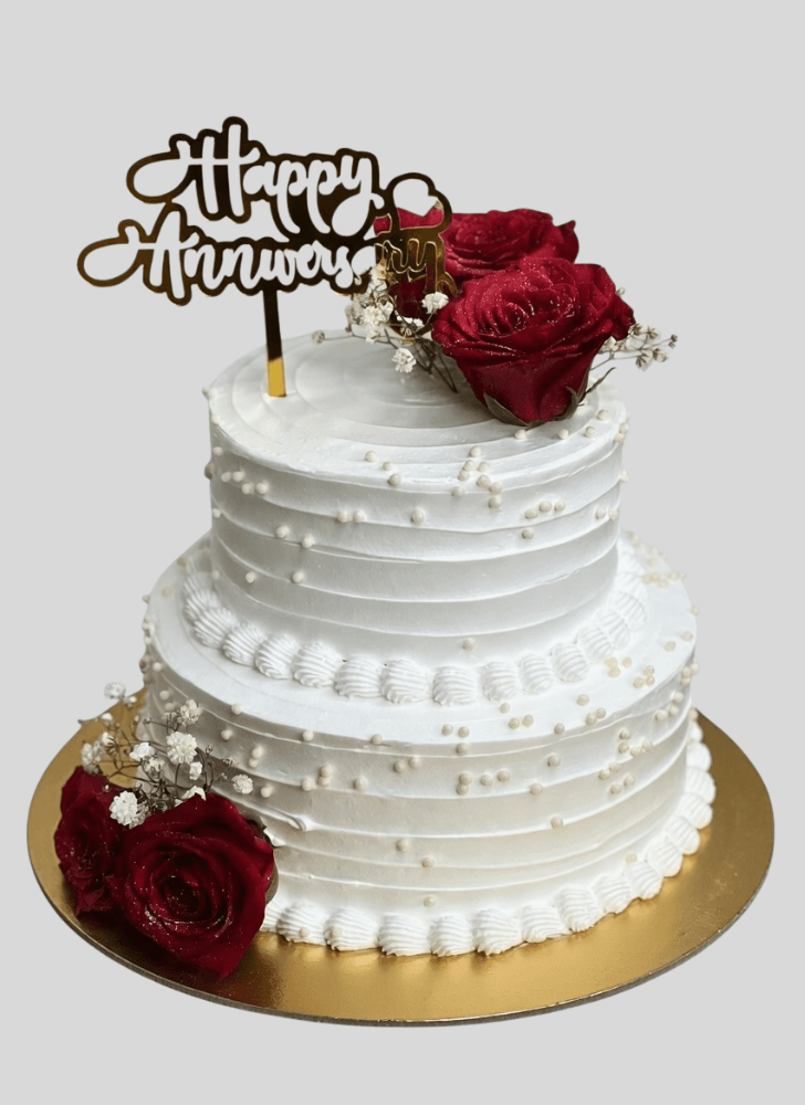 Enthralling Wedding Anniversary Cake