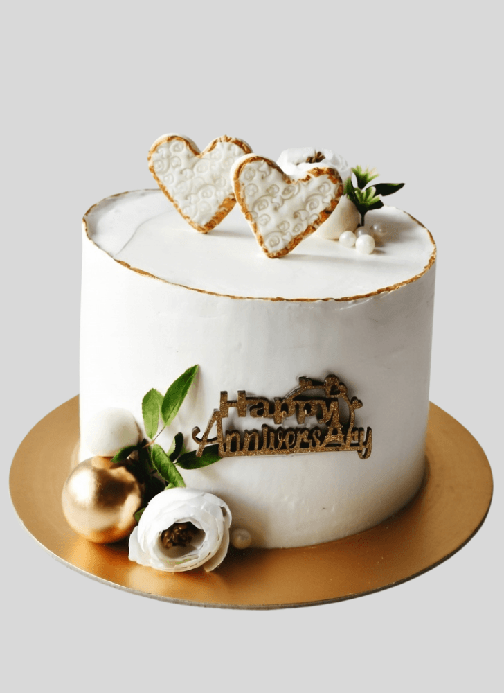 Enticing Wedding Anniversary Cake