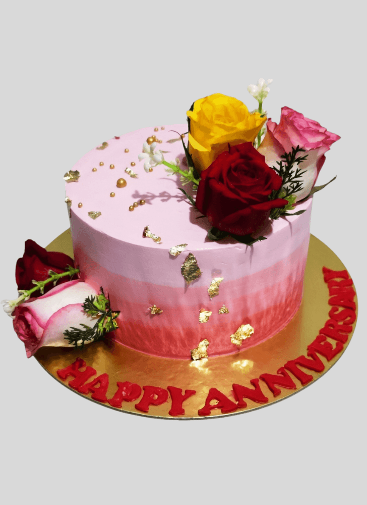Mesmeric Wedding Anniversary Cake