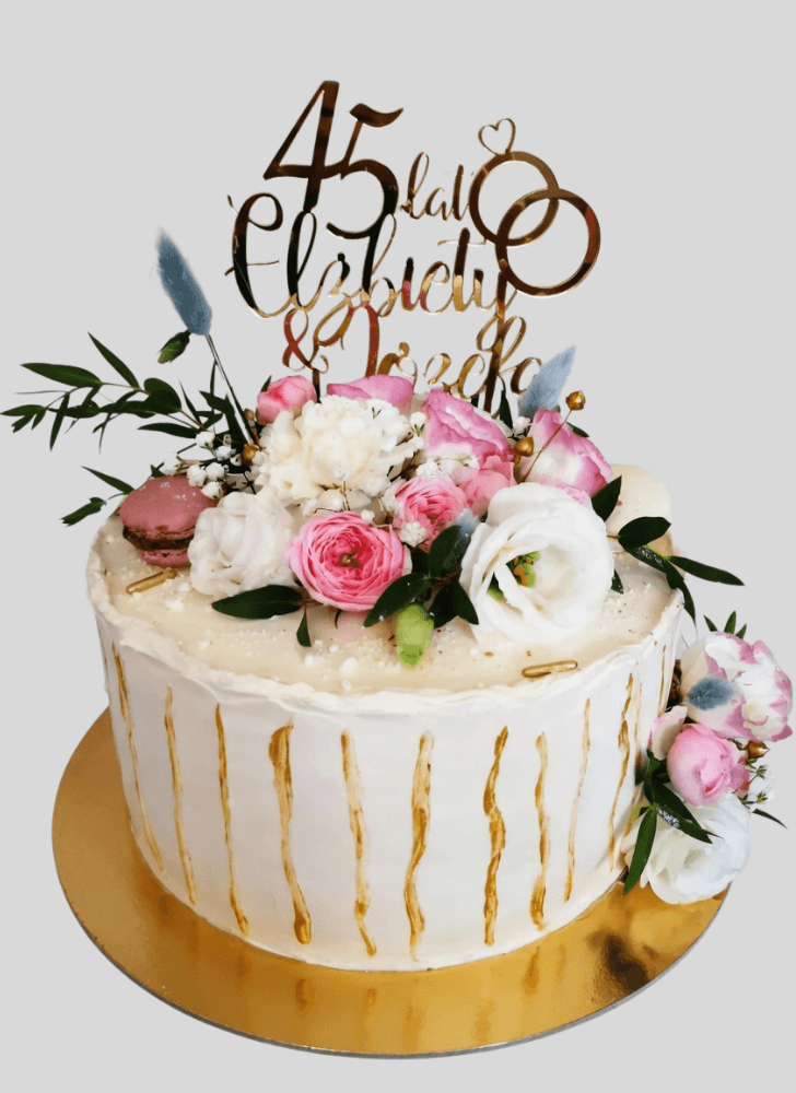 Shapely Wedding Anniversary Cake
