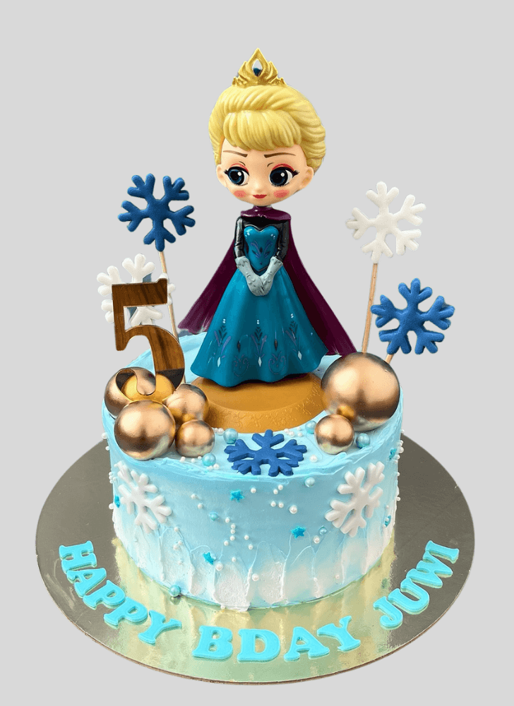 Gorgeous Disney Princess Cake