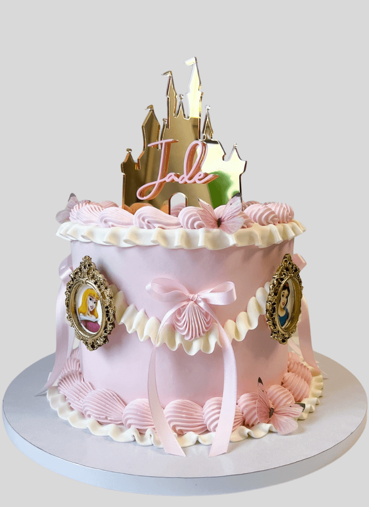 Pleasing Disney Princess Cake