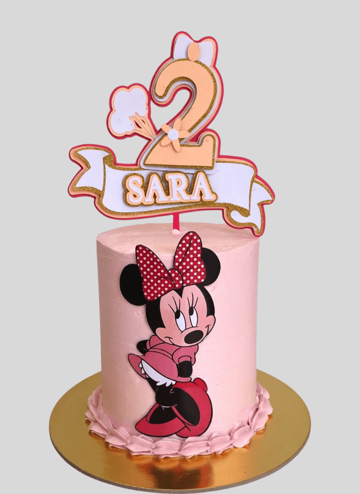Inviting Mini Mouse Cake