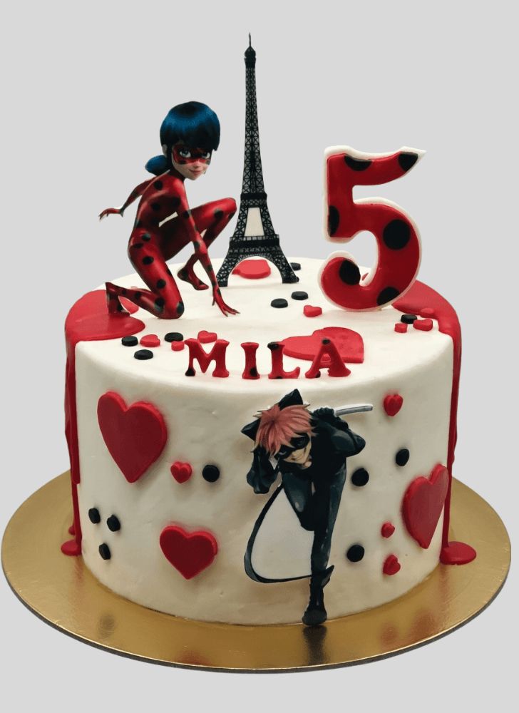 Mesmeric Miraculous Ladybug Cake