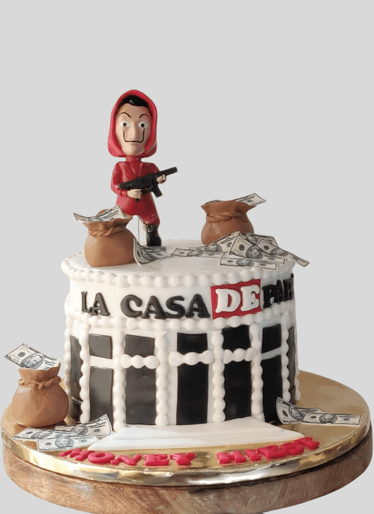 Inviting Money Heist Cake