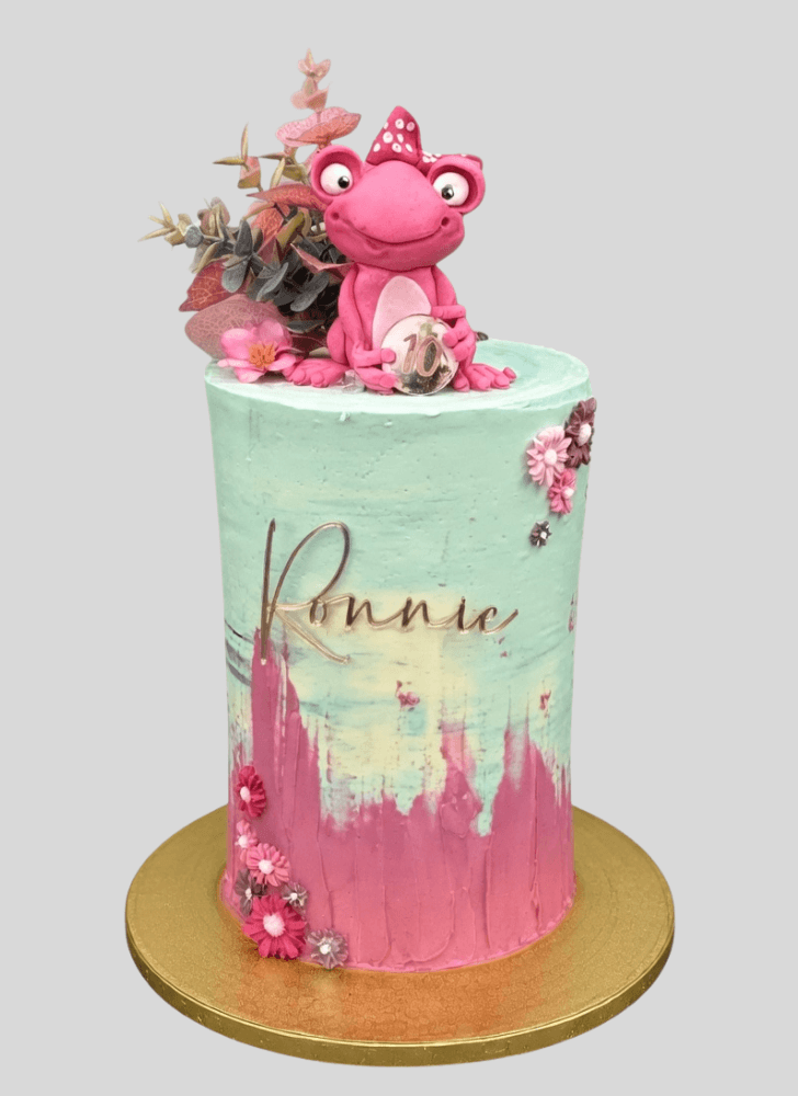 Fair Lion King Cake