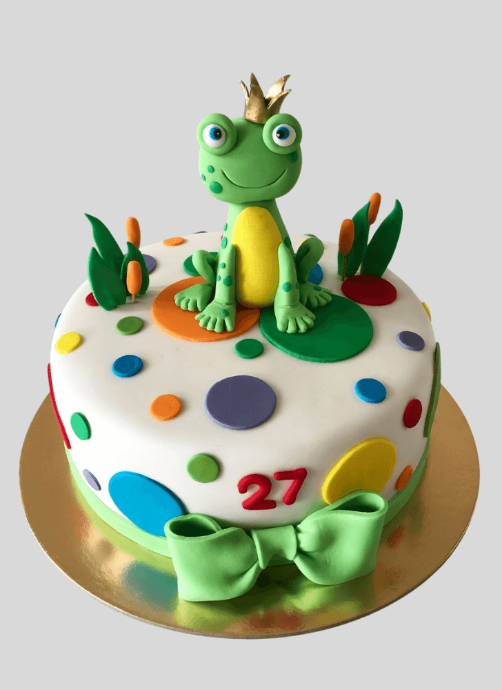 Fine Lion King Cake