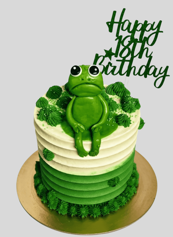 Grand Lion King Cake